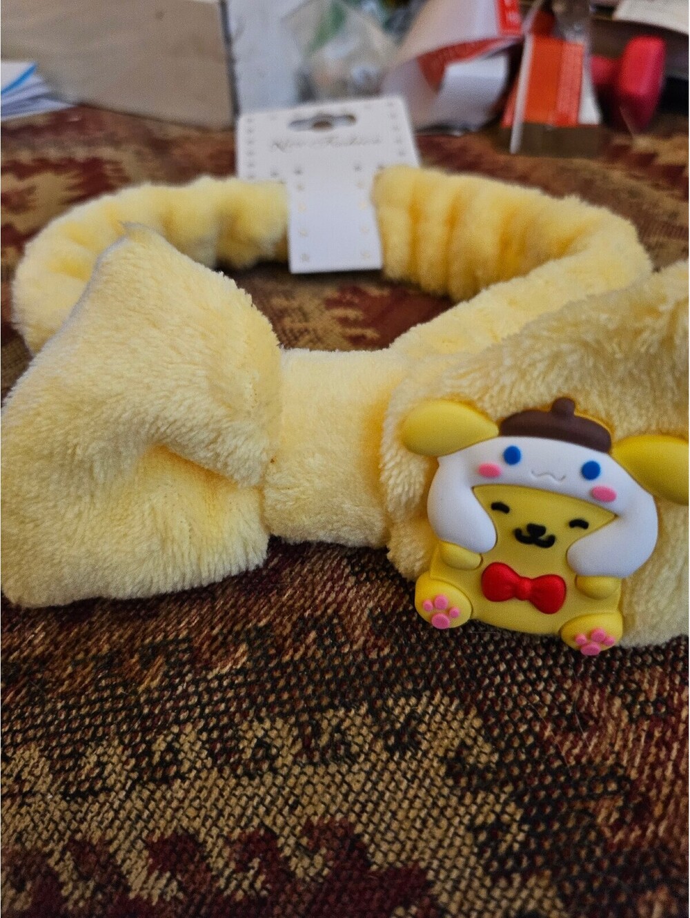NEW - Sanrio Pompompurin/Cinnamaroll Spa Headband Hair Holder Plush Headband NWT